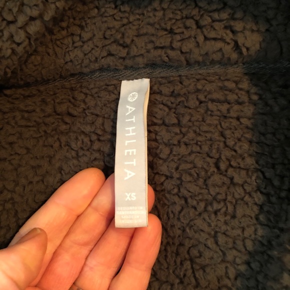 1/4 Zip Sherpa - Picture 2 of 6